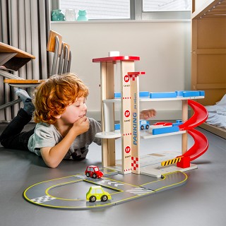 Parking Garage with Track and 3 Cars